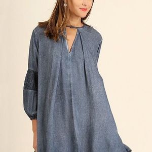 NWOT Denim Lace Accent Keyhole Shift Dress